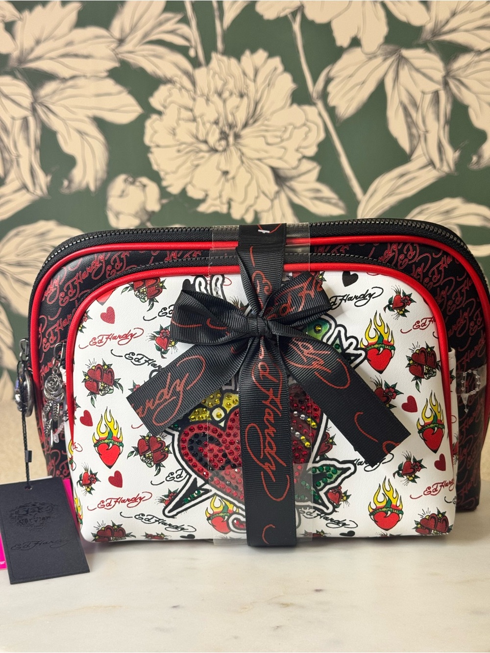 Ed Hardy Red & White Heart Print Women's Cosmetic Bag Set NWT